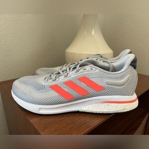Men’s Adidas SuperNova, Size 10.5